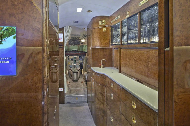 2004 Falcon 2000