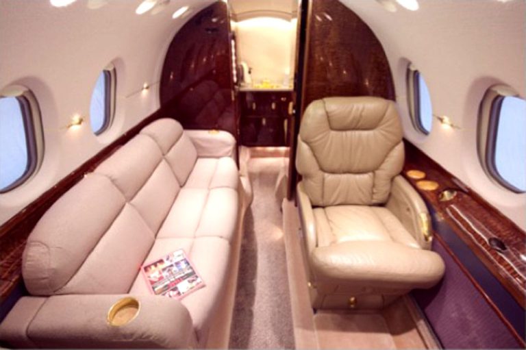 2002 Hawker 800XP