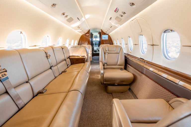 2011 Hawker 4000