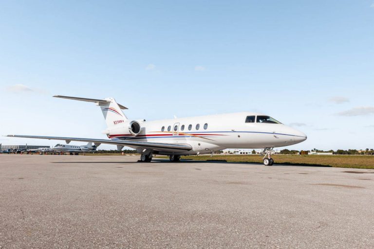 2011 Hawker 4000