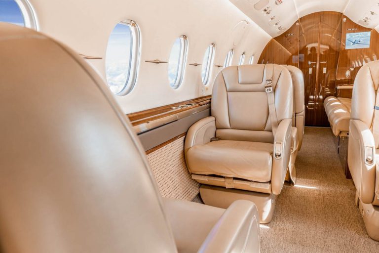 2011 Hawker 4000