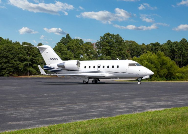 2000 Bombardier Challenger 604
